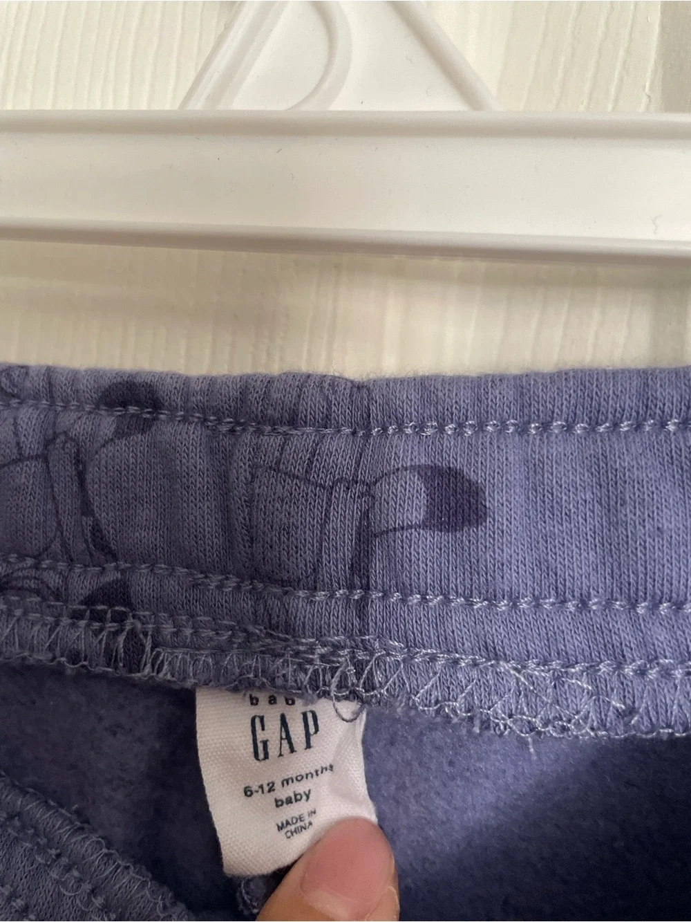 GAP Baby 6-12 Months Bluey Lavender Pullover Sweatshirt and Sweatpants Set